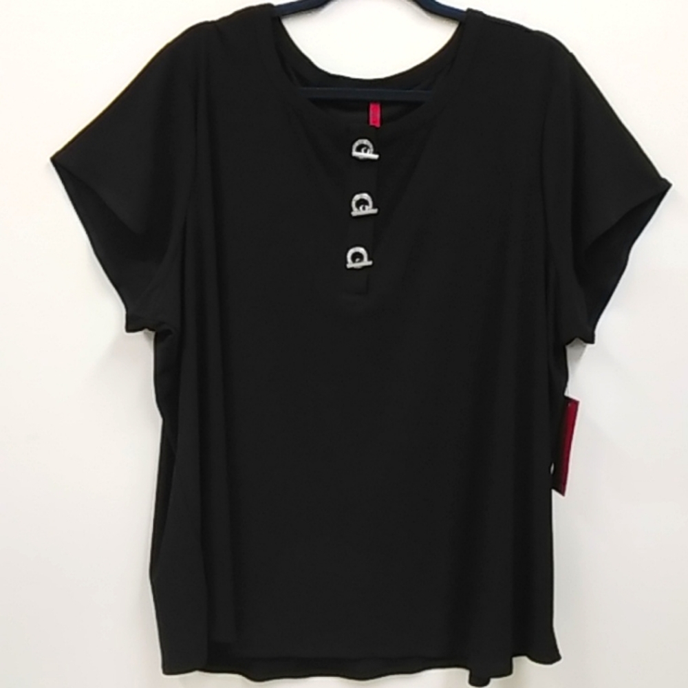 Black 3-Buttoned Women's Top 4228y